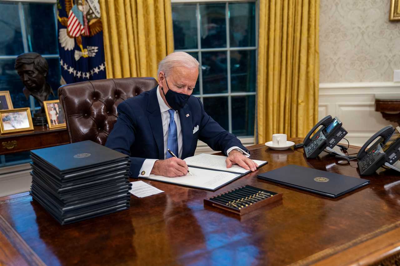 Biden executive orders – Gun-toting GOP Rep Lauren Boebert introduces bills to fight Paris agreement, WHO & mask mandate