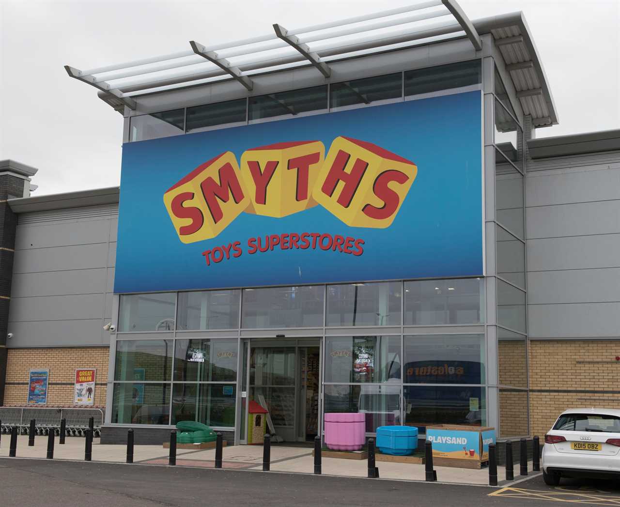 PS5 restock coming as early as next week at Smyths Toys as desperate gamers scramble to buy sold-out console