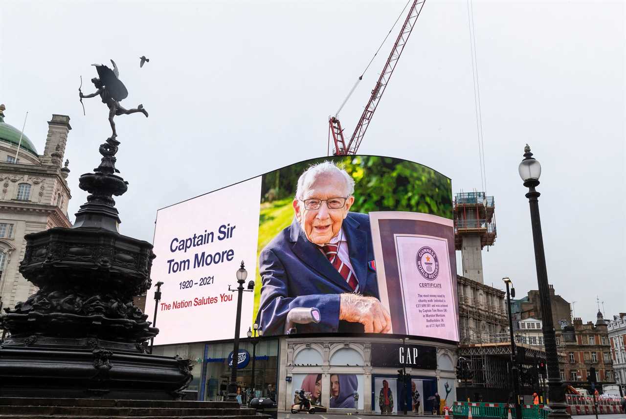 Captain Sir Tom Moore: Boris Johnson leads nation in clap to honour war hero and NHS