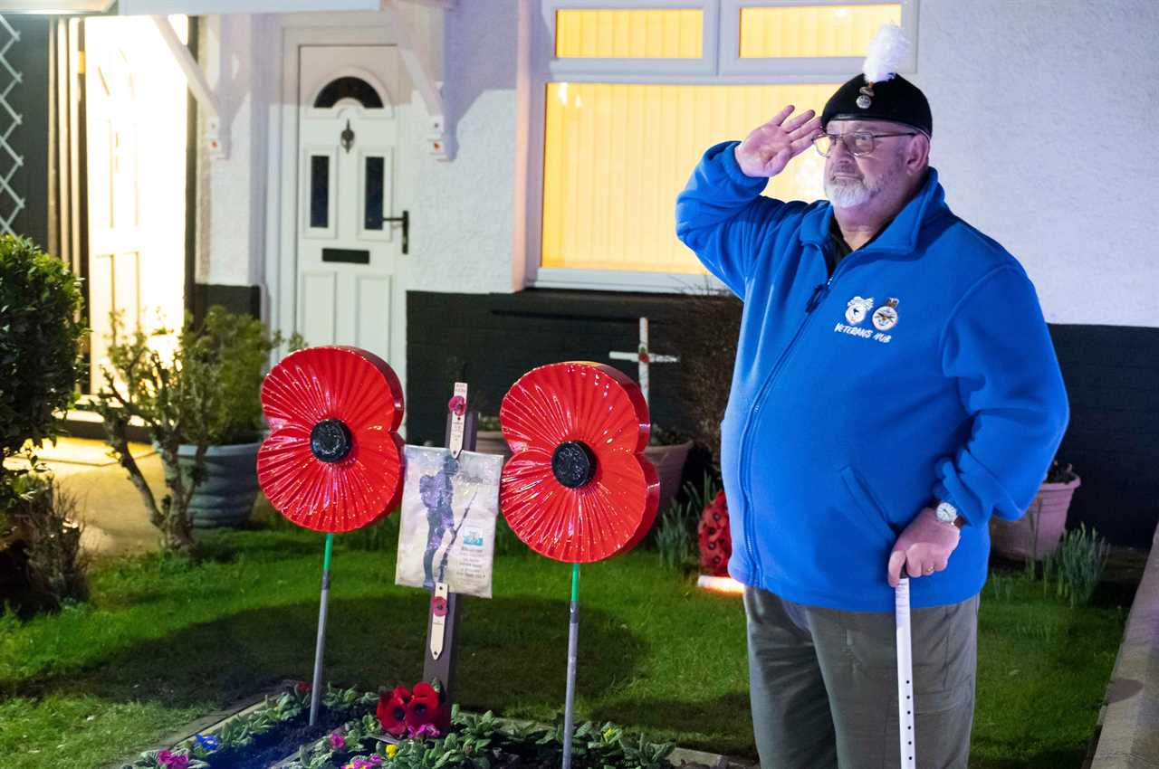 Captain Sir Tom Moore: Boris Johnson leads nation in clap to honour war hero and NHS