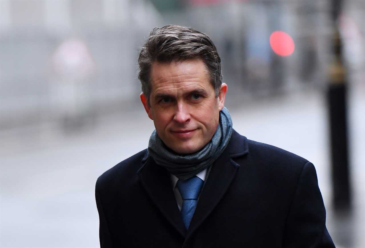 Gavin Williamson draws up plans for students to make phased return to universities in March