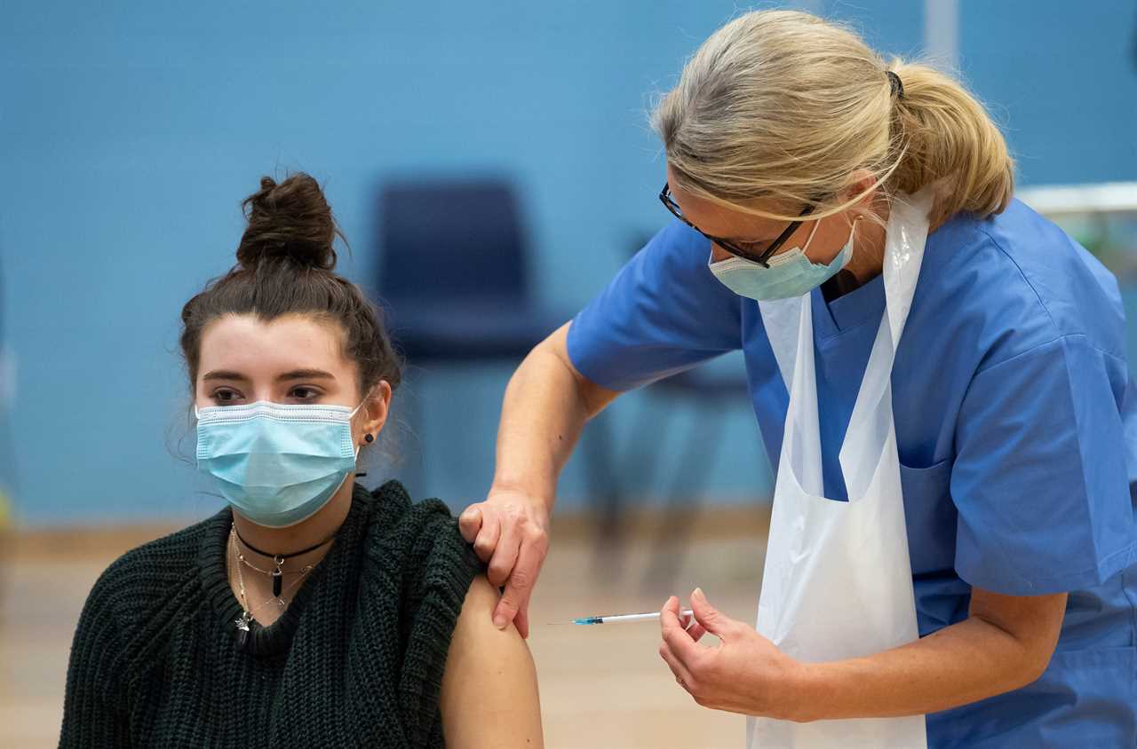 Teachers could be given Covid vaccine sooner if they agree to cut summer holidays short