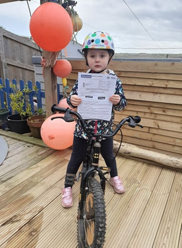 Mum slapped with £75 parking fine after stopping in closed Wetherspoon pub car park to let daughter, 4, ride bike