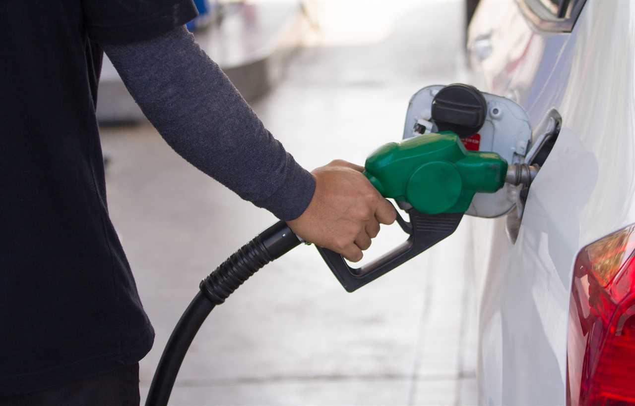 Nearly two thirds of drivers want Rishi Sunak to freeze or cut fuel duty