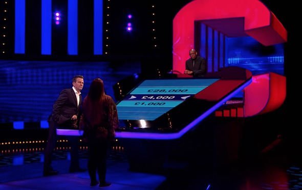 The Chase fans notice something VERY wrong with Bradley Walsh’s social distancing – but soon spot ITV ‘loophole’