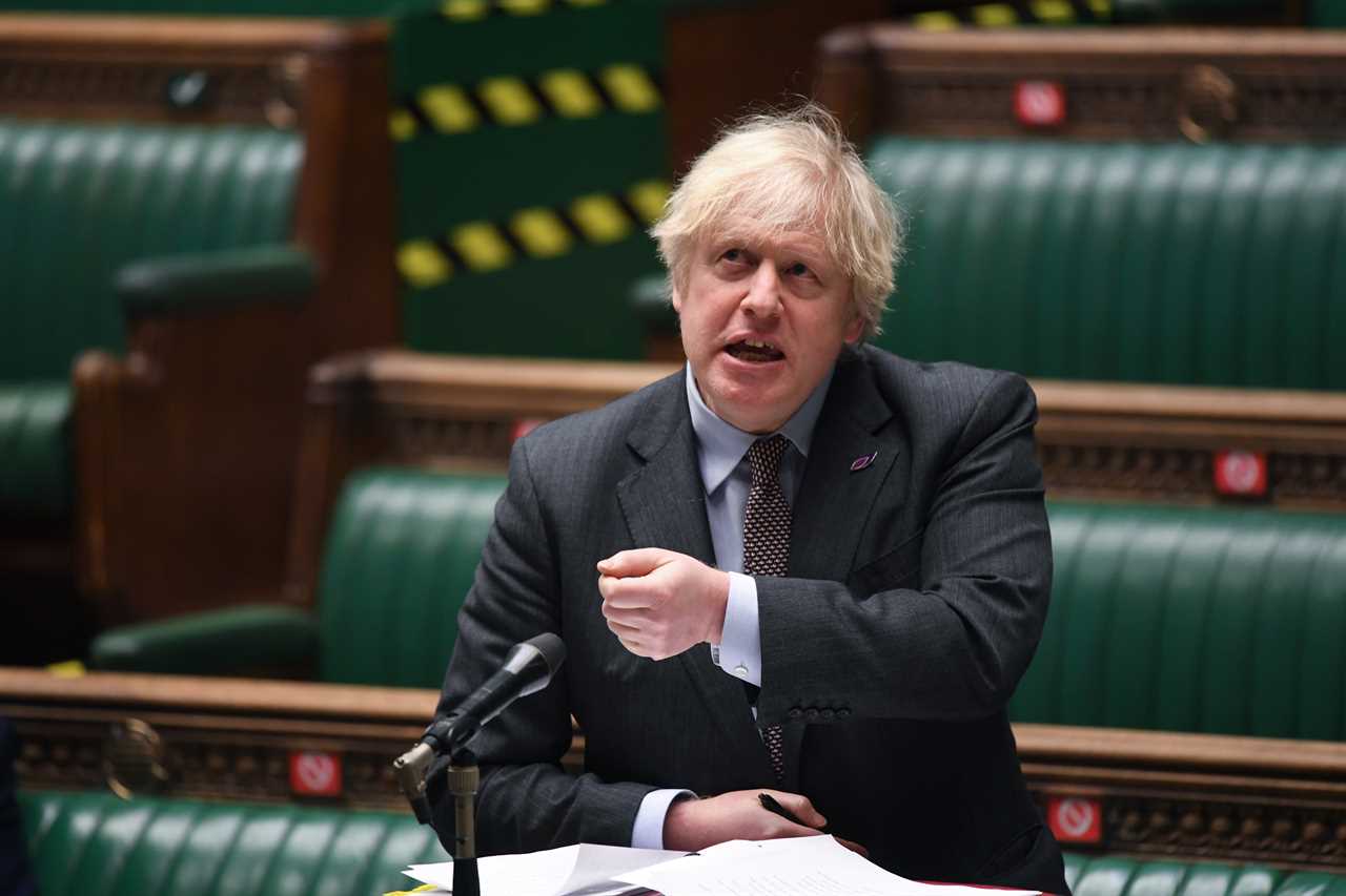 Boris Johnson vows to stop investing money in dirty fossil fuels overseas