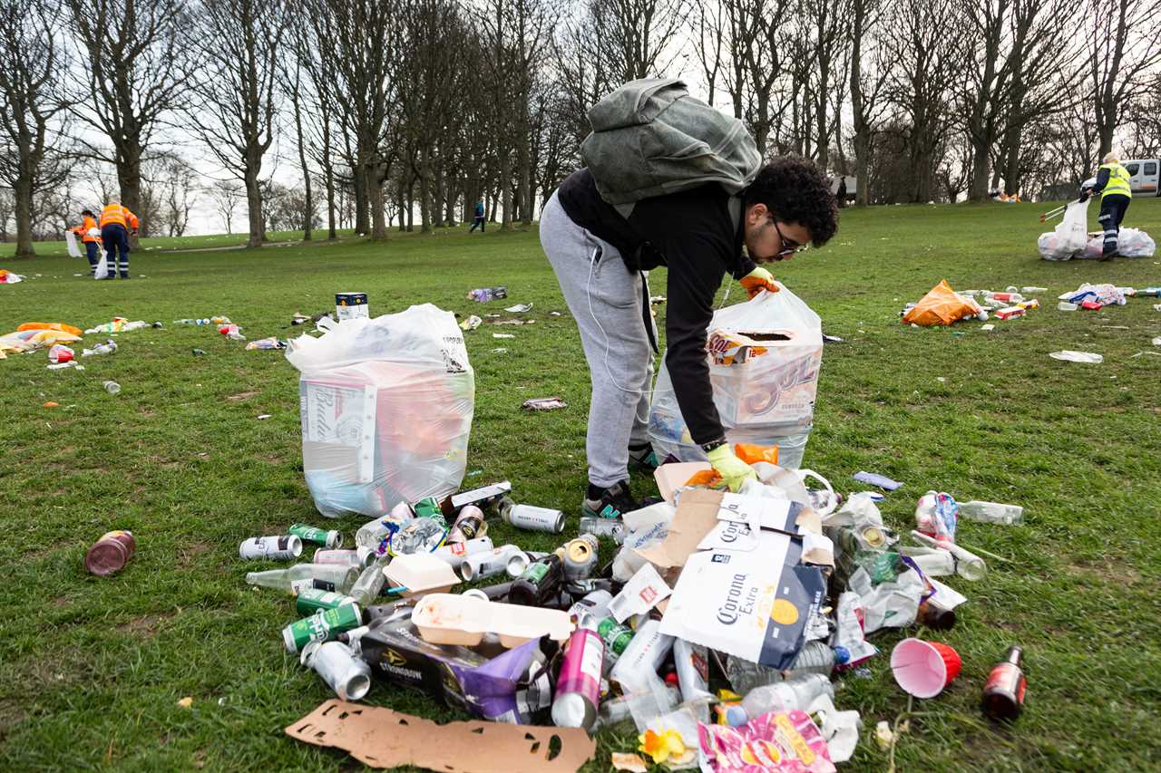 England’s parks, beaches and green spaces strewn with plastic bottles & litter after hottest day of the year