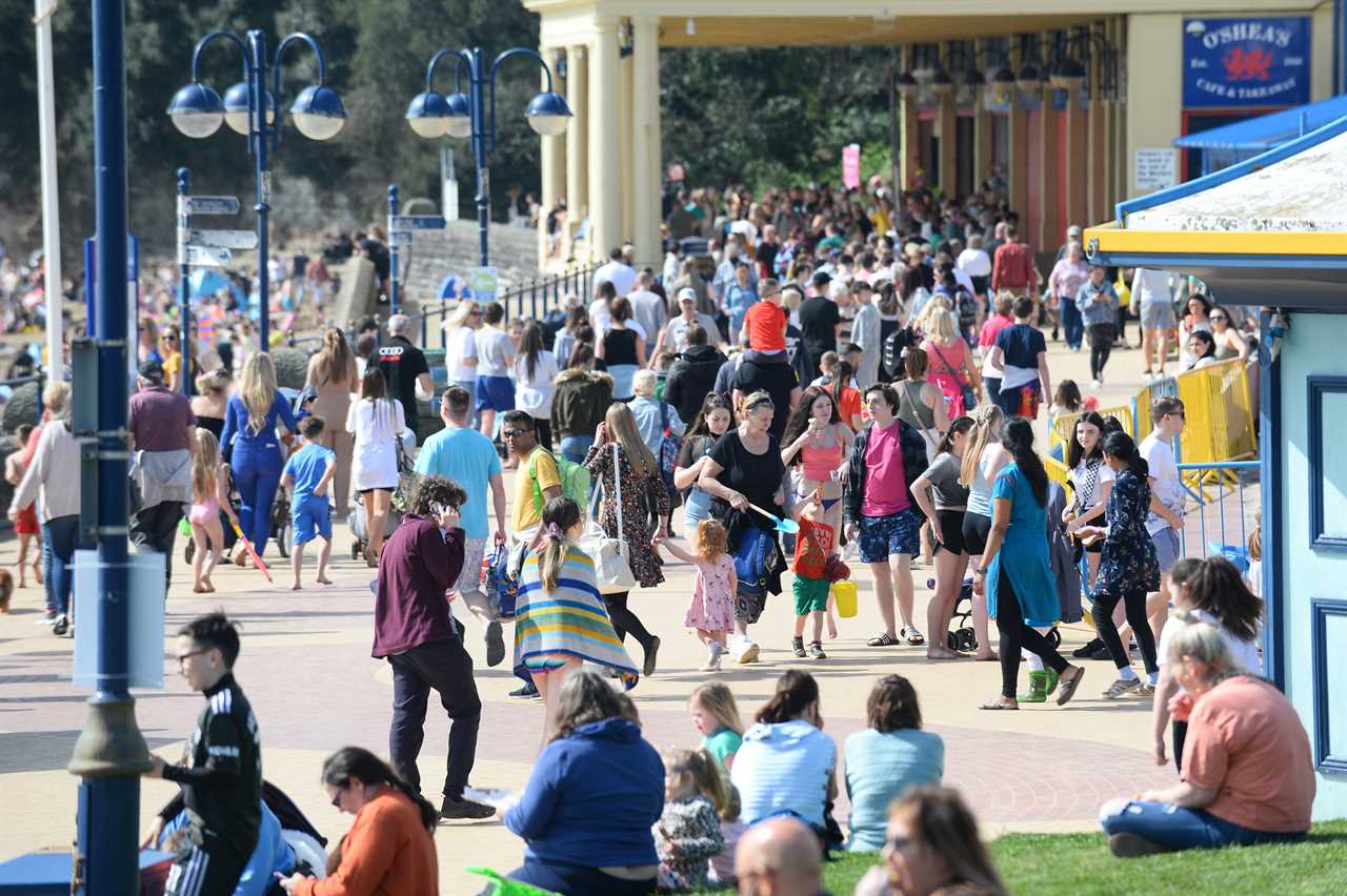 Lockdown extension fears as Brits pack parks and beaches for 24C mini-heatwave and experts warn of infections spike