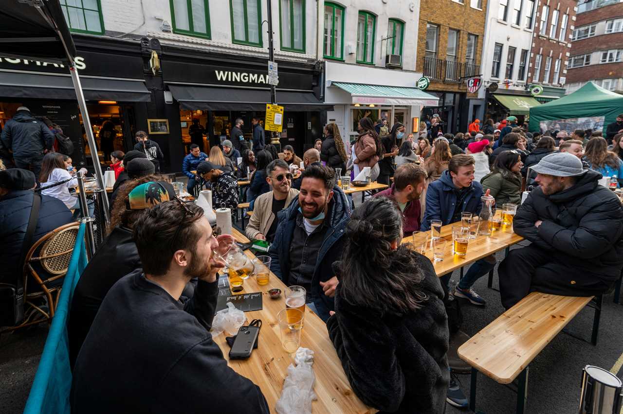 Lockdown easing ‘an opportunity for terror attackers’ as crowds pack shops and pub beer gardens, top cop warns