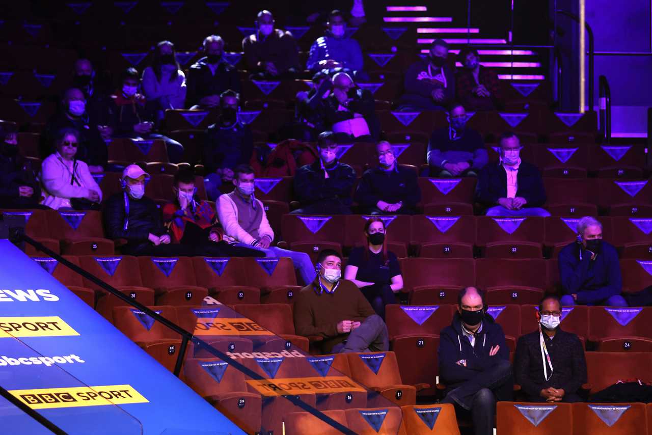 Crowds return to sporting events in UK as Crucible welcomes 632 spectators to day one of World Snooker Championship