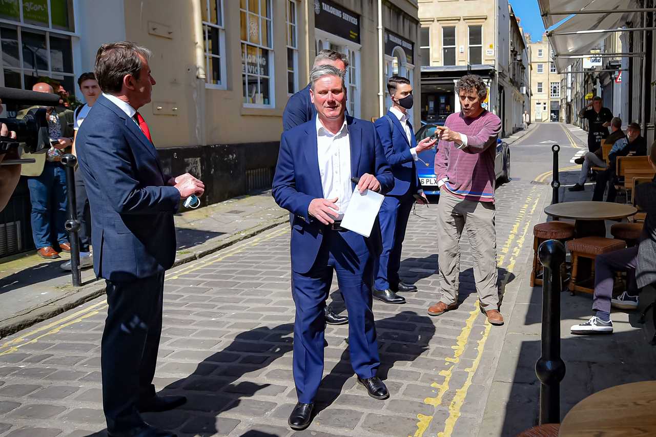 Red-faced Sir Keir Starmer booted out of Bath pub by angry landlord who says Labour leader has ‘utterly failed’ Brits