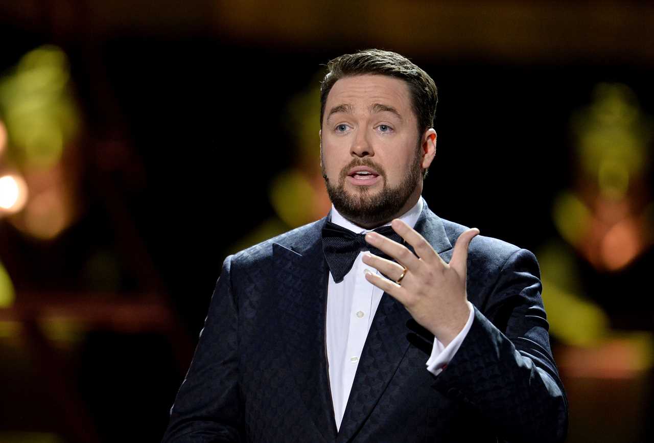 Jason Manford’s new BBC gameshow Unbeatable thrown into chaos by Covid track and trace alert