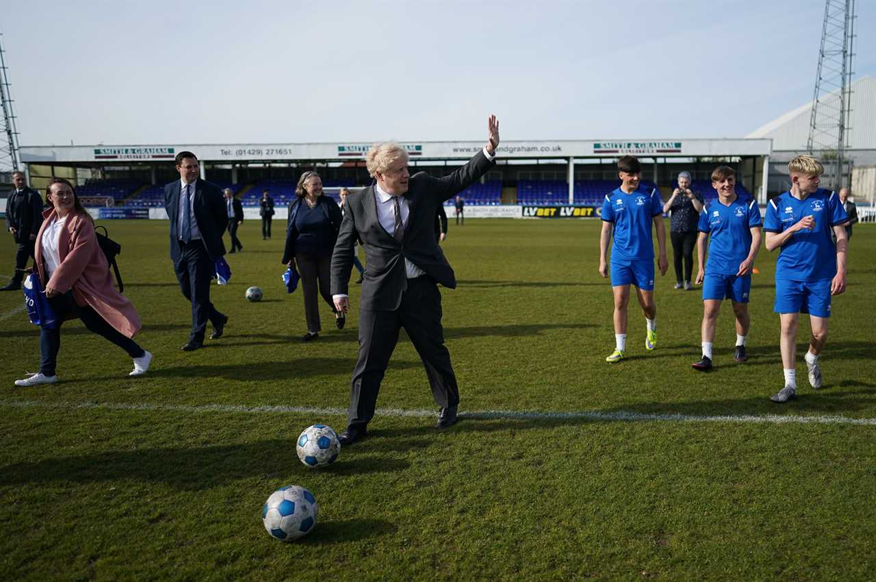Boris Johnson denies he said he’d rather see ‘bodies pile high’ than order a 3rd lockdown