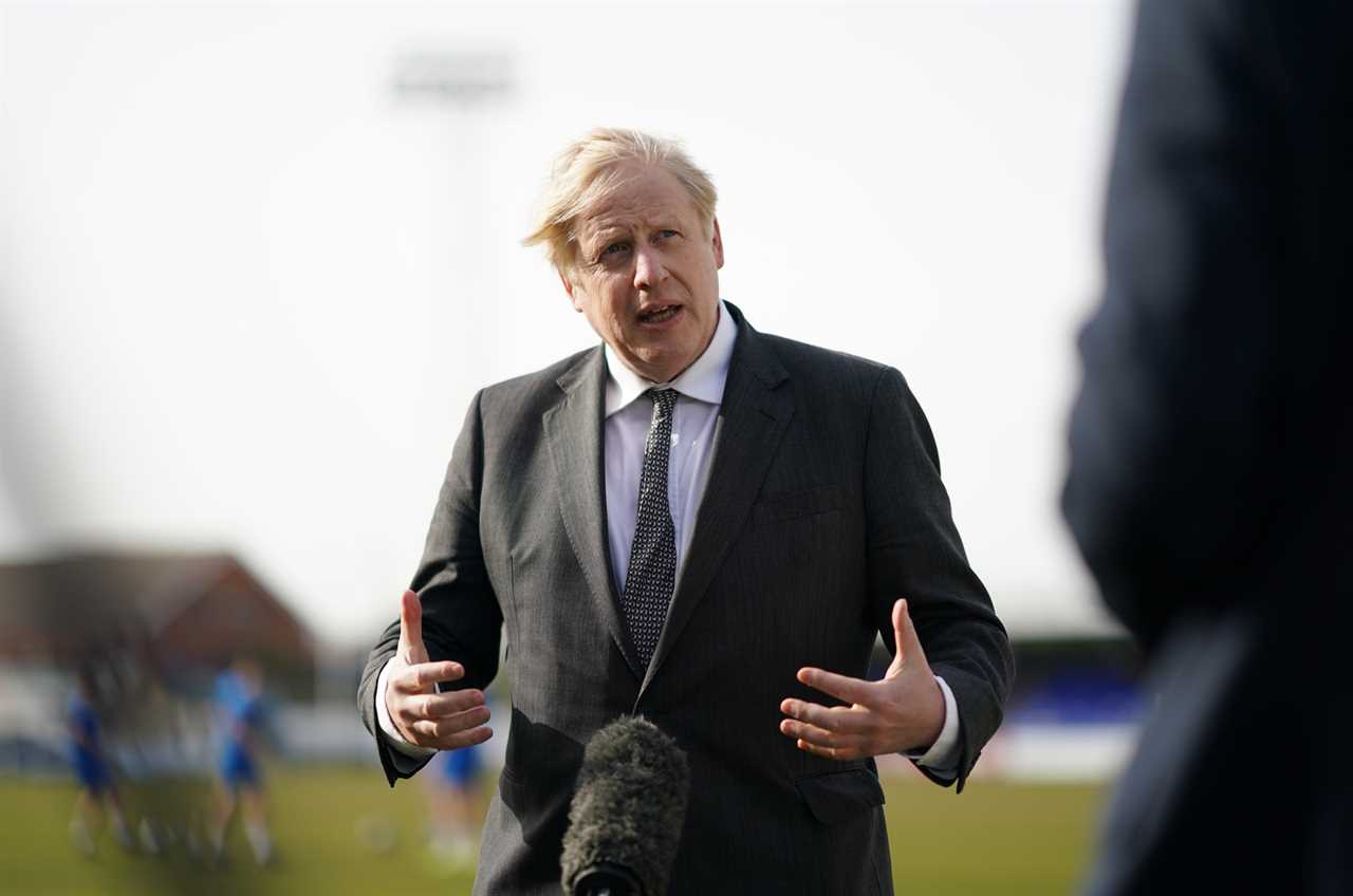 Boris Johnson accused of saying he’d rather see ‘bodies pile high in their thousands’ than order 3rd lockdown