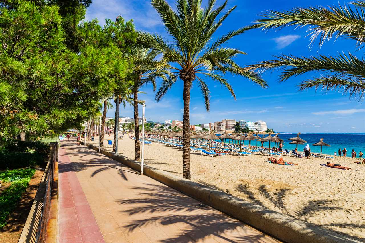 Spain holidays are on: Brit tourists can travel to its beaches in June, tourism chief confirms