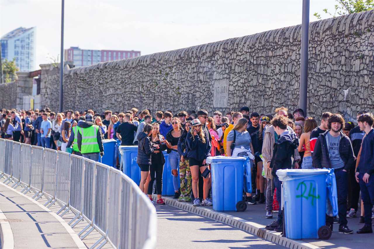 Thousands of excited Brits arrive for second post-lockdown rave with no social distancing or face masks at test event