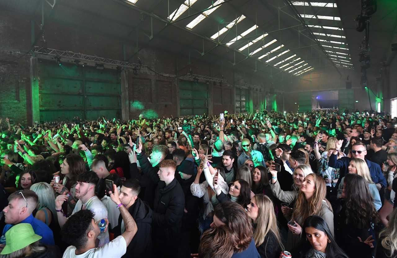 Thousands of excited Brits arrive for second post-lockdown rave with no social distancing or face masks at test event