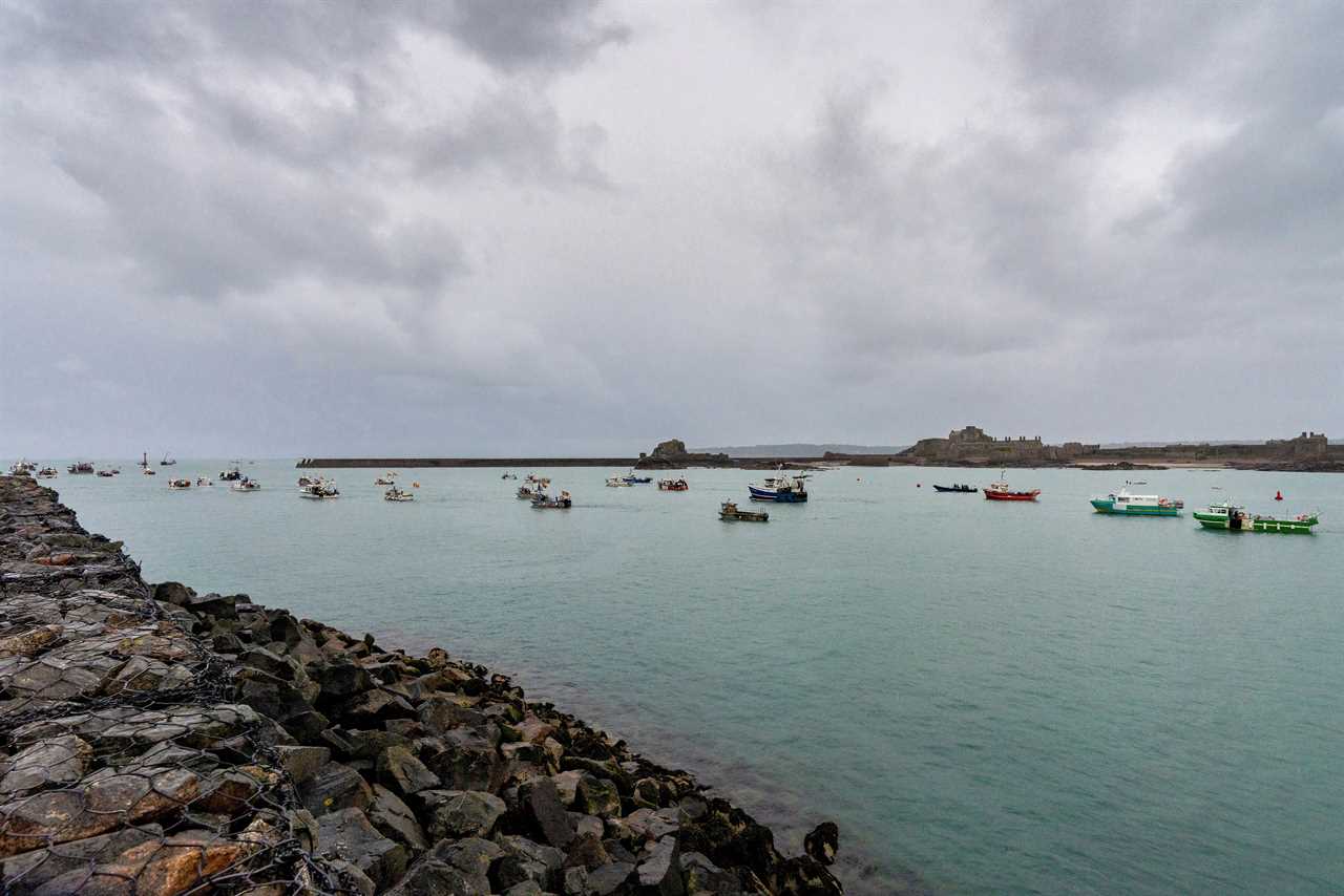 French Navy patrol boat races to Jersey as tensions rise after Royal Navy called to ‘act of war’ blockade by 100 ships