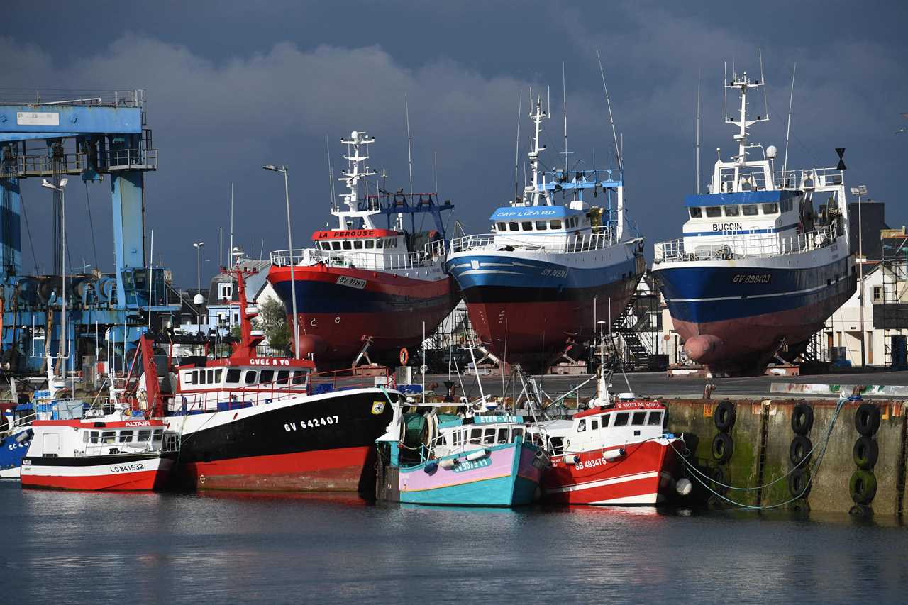 French Navy patrol boat races to Jersey as tensions rise after Royal Navy called to ‘act of war’ blockade by 100 ships