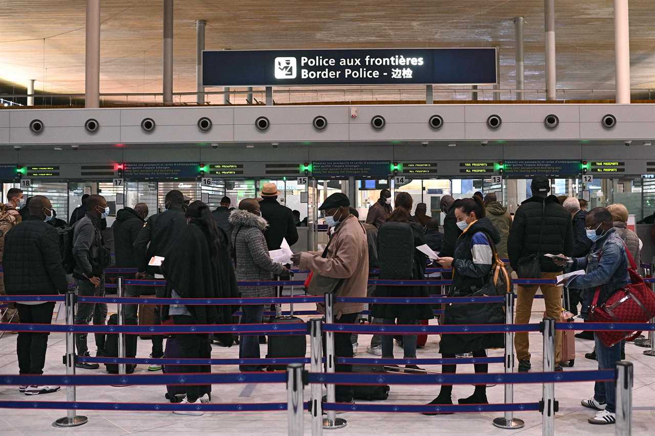 Heathrow holidaymakers face TEN HOUR queues amid Border Force row over lack of Perspex screens