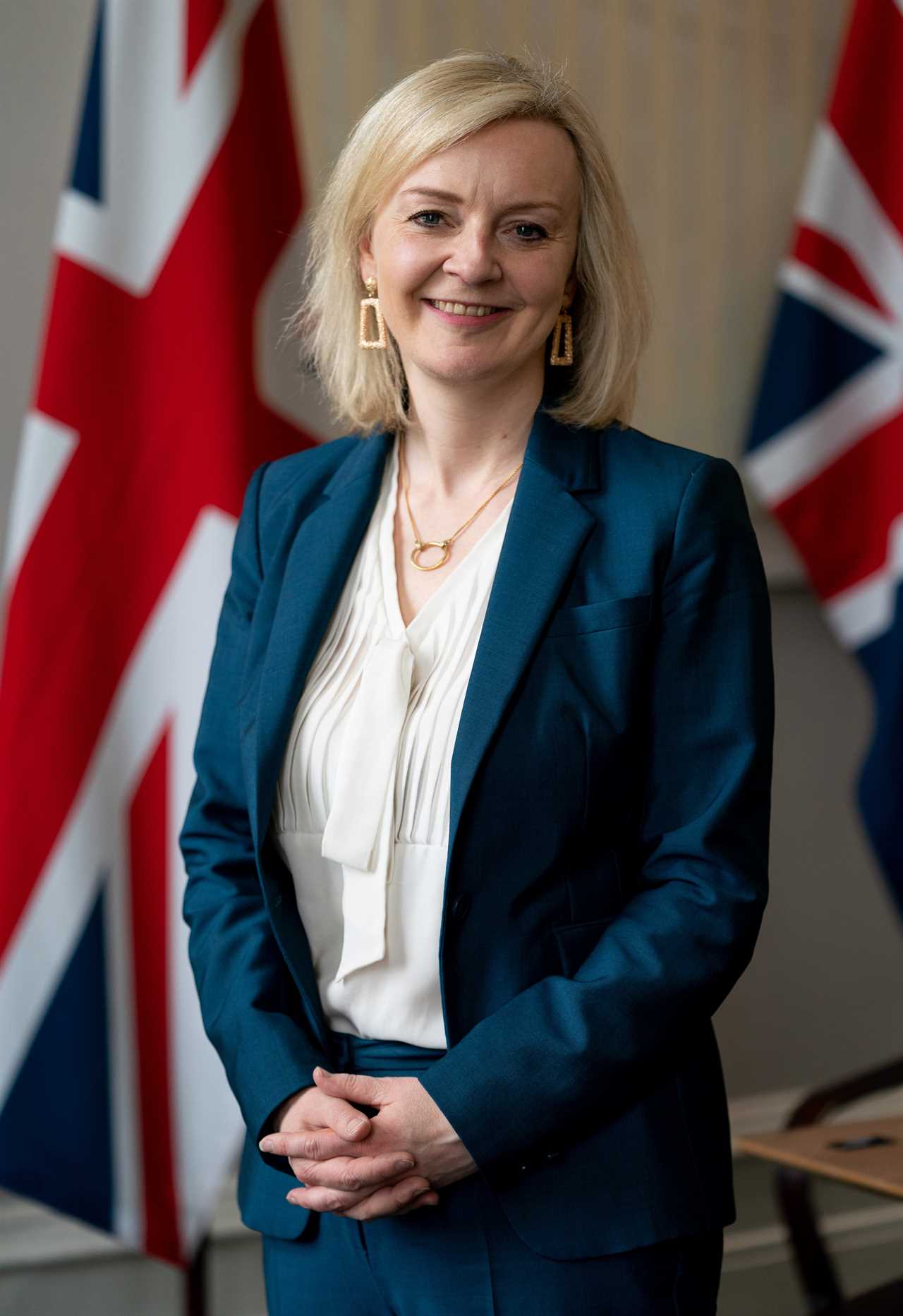 Liz Truss says it’ll be ‘win, win, win’ as Britain set to bag £18bn trade deal with Australia