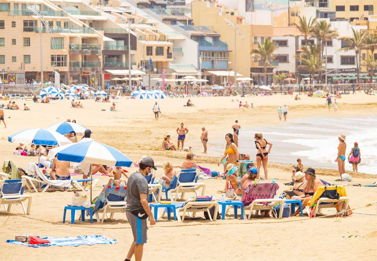 Up to 100k Brits will fly to Spain from today defying government warnings not to travel to amber list countries