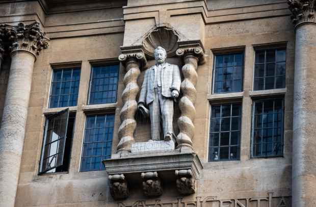 Universities Minister scolds ‘ridiculous’ Oxford dons threatening to boycott teaching over statue row