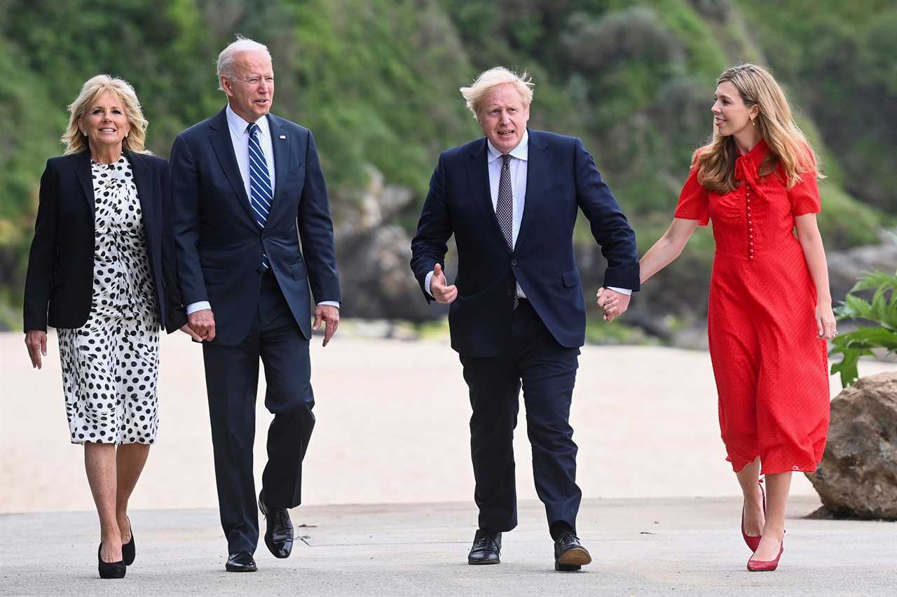 Joe Biden shows ‘superior power’ with stern gestures while Boris Johnson tries ‘Trump mode’, says body language expert