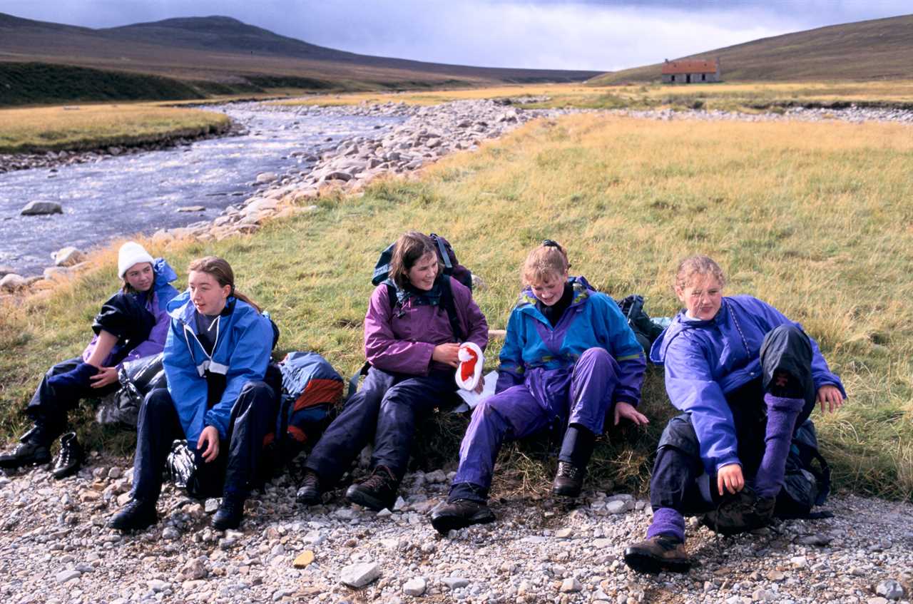 Three hundred schools in poorer areas to receive £3m boost for Duke of Edinburgh Award