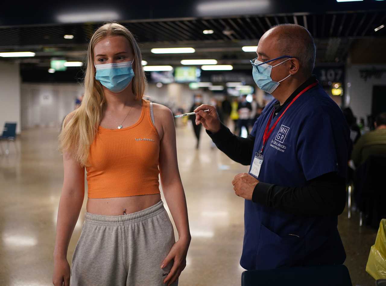 Snapchat, TikTok, Reddit and YouTube team up with Government and NHS to encourage young people to get vaccinated