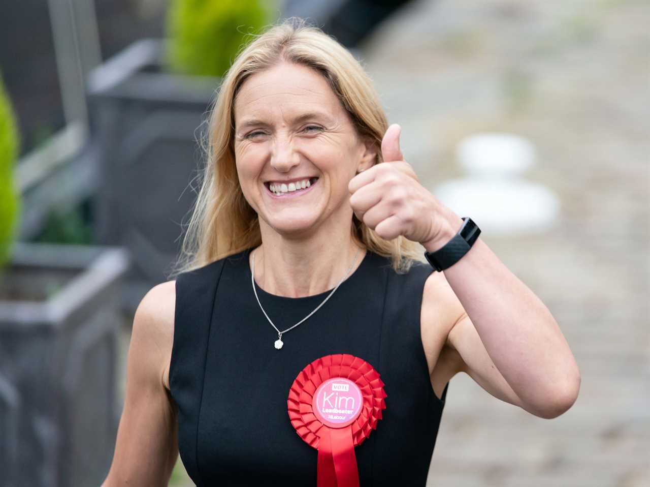 Batley and Spen by-election: Jo Cox’s sister Kim Leadbeater holds seat 5 years after MP’s murder as Labour cling on