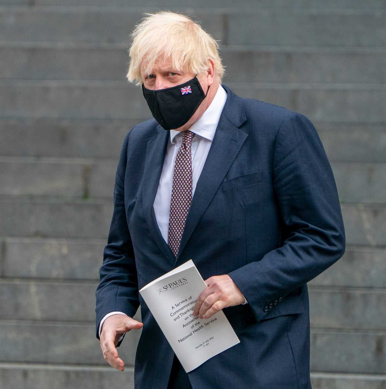 Boris Johnson angers doctors, Labour and unions by making mask wearing voluntary