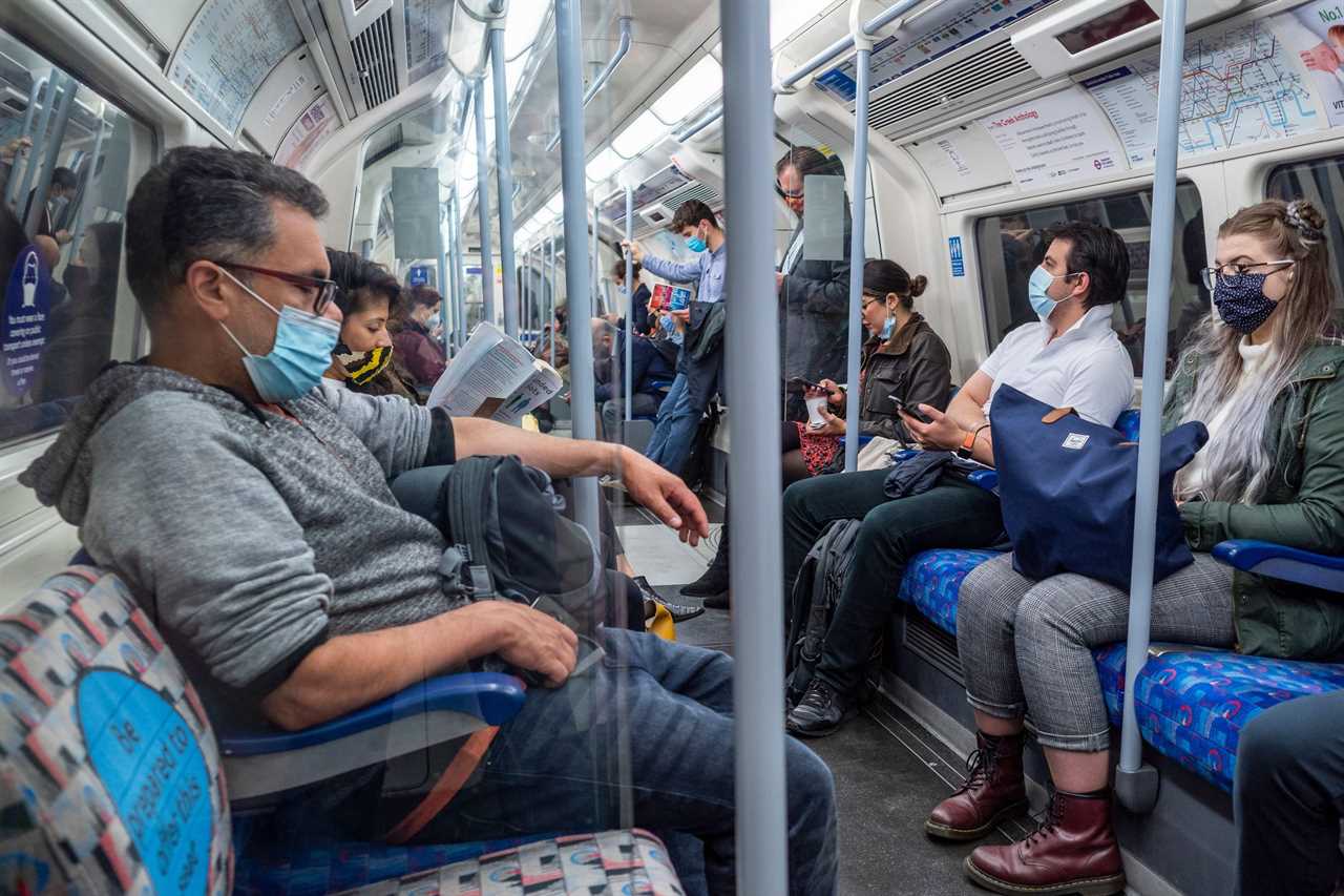 Sadiq Khan wants face masks to stay compulsory on public transport after July 19