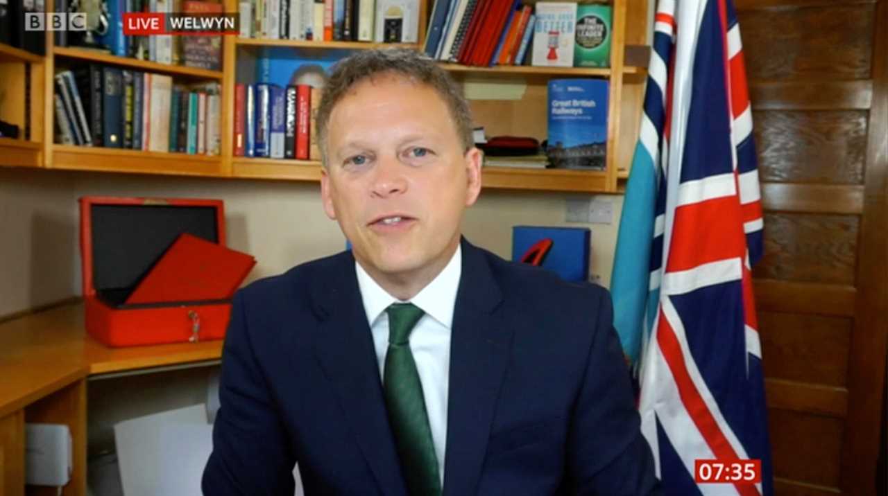 Grant Shapps to dress down Malta for barring Brits double jabbed with AZ vaccine from India