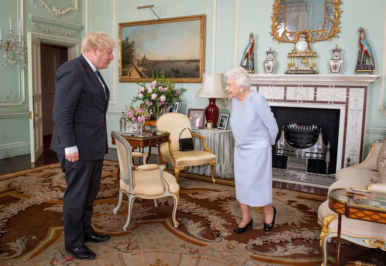 Boris Johnson ‘wanted to visit the Queen at the start of Covid pandemic and had to be stopped’, Dominic Cummings claims