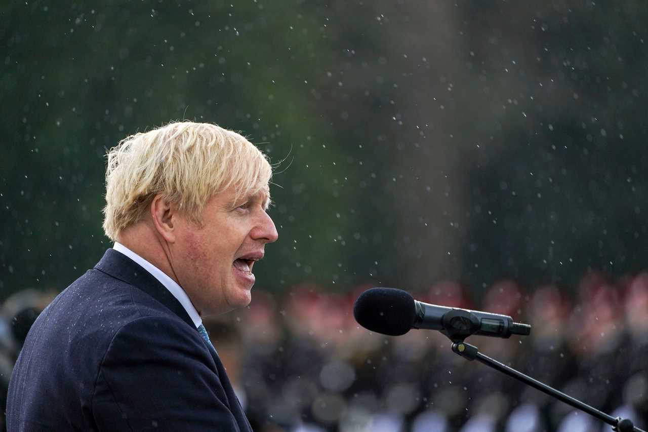 Boris Johnson WON’T isolate after sharing plane with staffer who tested positive for Covid