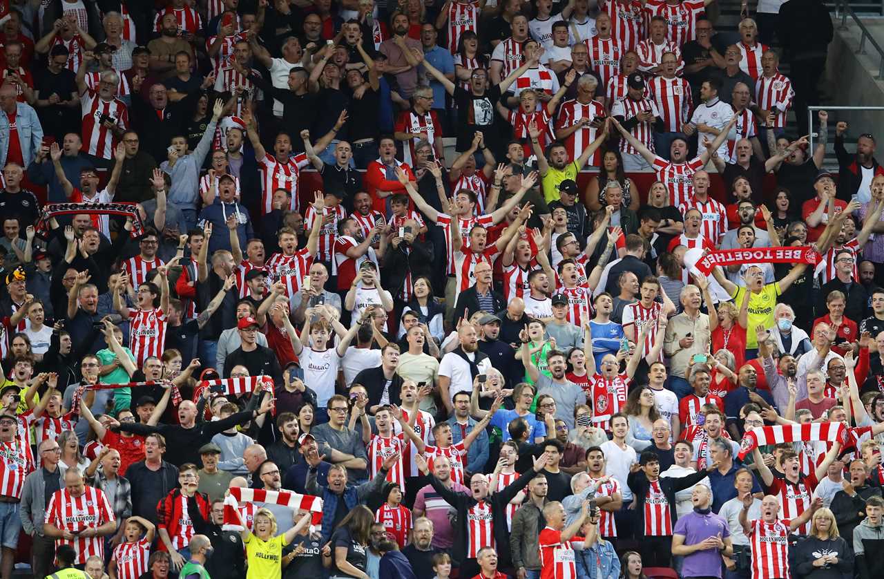 Premier League celebrates first full capacity game for 522 days for Brentford versus Arsenal after coronavirus hell