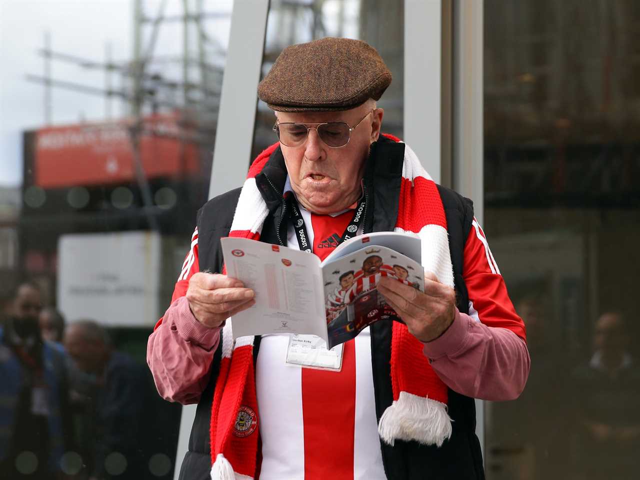 Premier League celebrates first full capacity game for 522 days for Brentford versus Arsenal after coronavirus hell