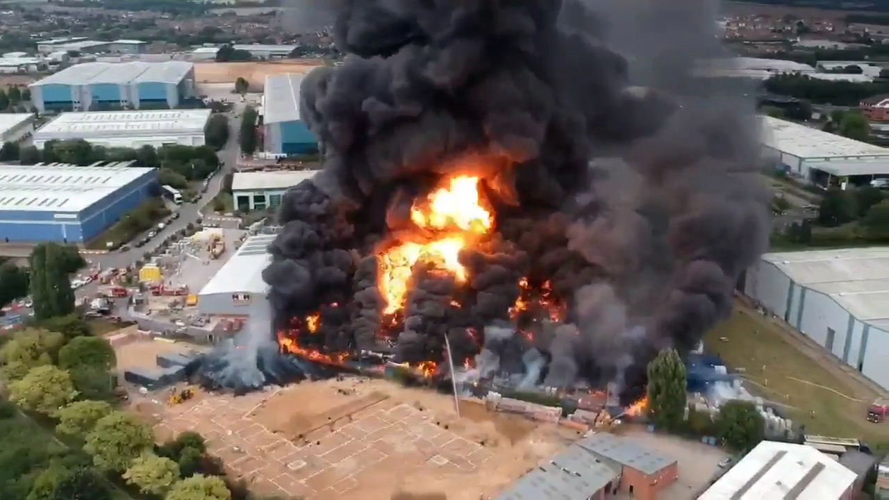 Fears thousands of Covid tests could be delayed as Leamington Spa mega lab evacuated after huge blaze nearby