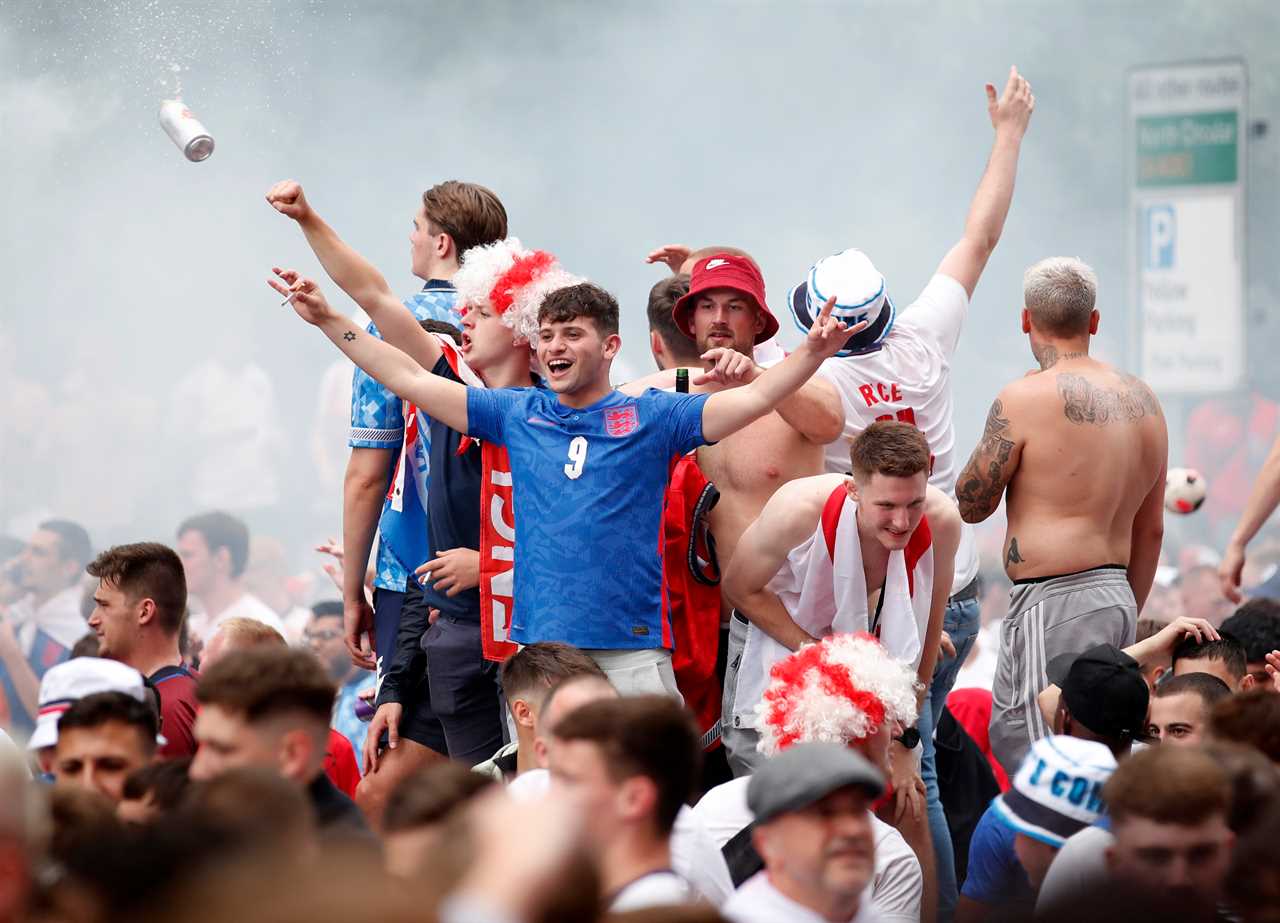 Revellers heading to football matches, concerts & work conferences could need vaccine passports, Whitehall source hints
