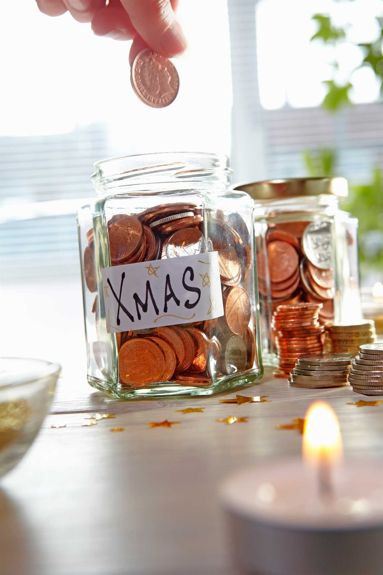 Homeowners hoard £50m in loose change at home after Covid lockdown as cash heavy Brits use card instead