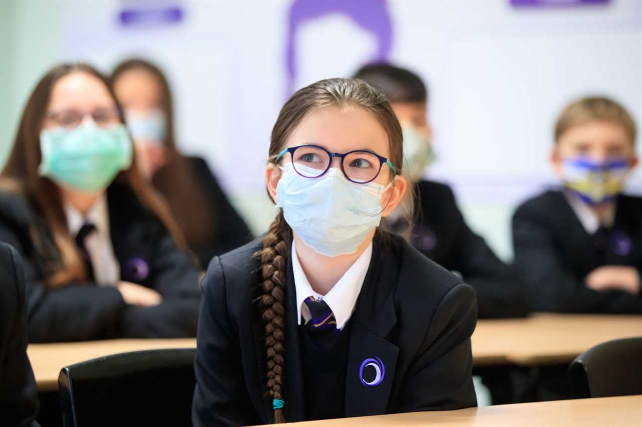 Masks face returning to schools this winter to tackle Covid surge – but class bubbles won’t return, vows minister