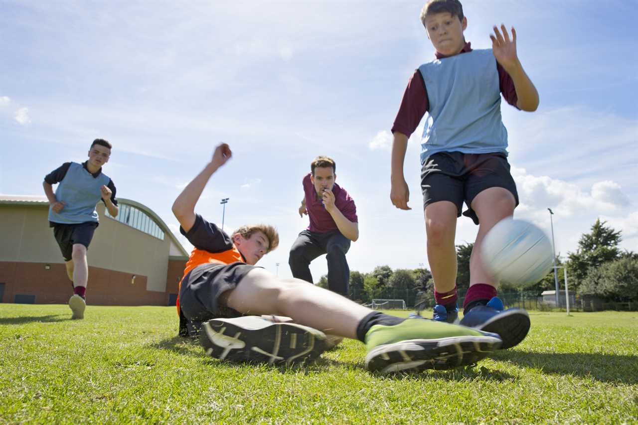 Schools urged to keep sports courts open to help drive down obesity rates