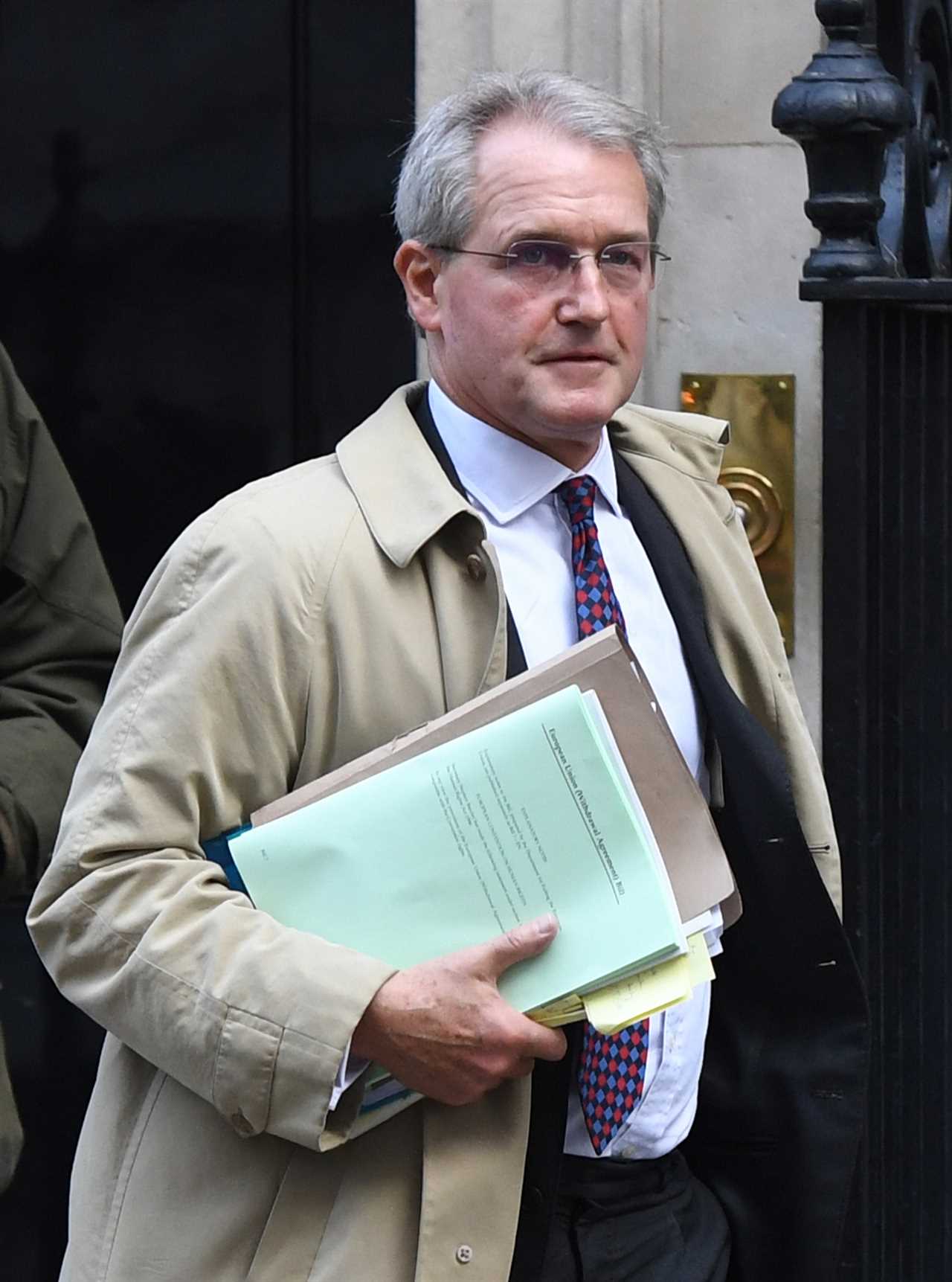 Tories are threatening mutiny to stop the sleaze watchdog kicking MP Owen Paterson out of Parliament for 30 days