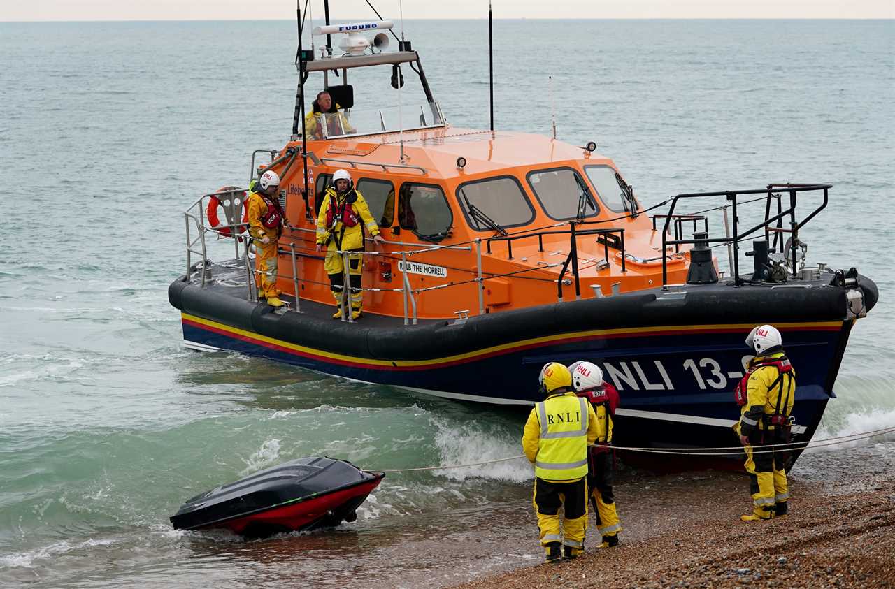 Migrant uses jet ski to cross Channel as France and Britain trade insults on crisis