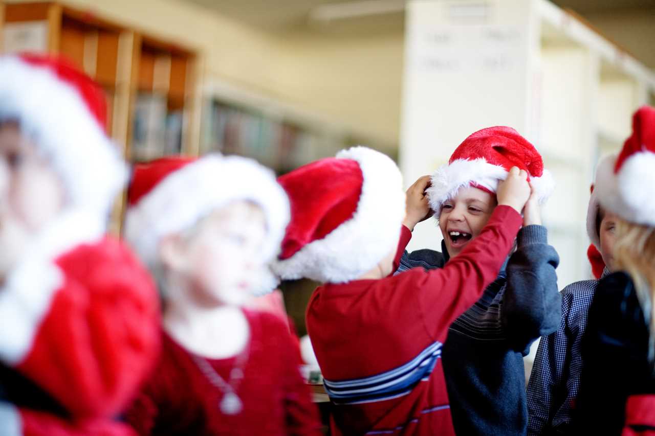 Schools forced to cancel Christmas school lunches and concerts for kids