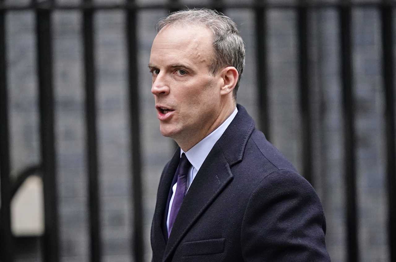 Disgruntled Whitehall insider ‘leaking photos from No10 to try and damage Government’