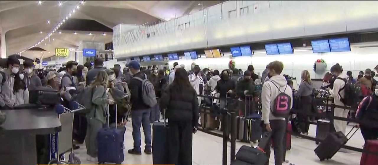 2,000 flights already canceled this weekend with more likely as Omicron wreaks havoc on holidays