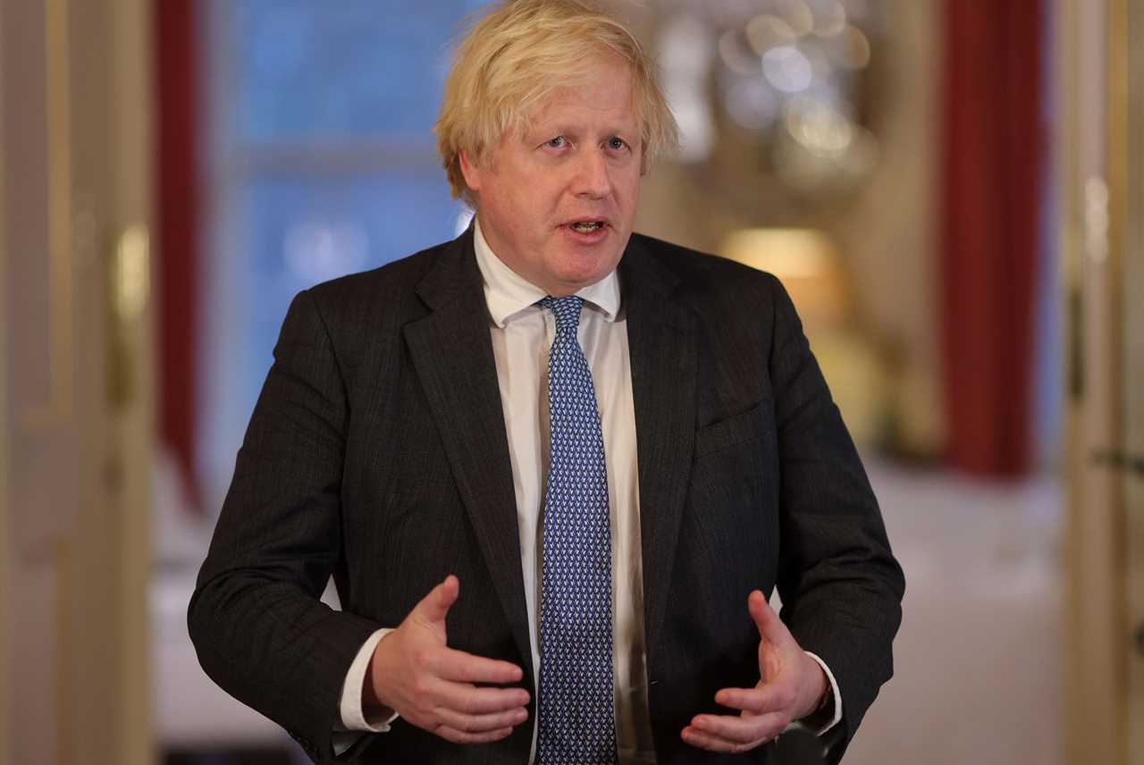 Boris Johnson fights to save New Year’s Eve as he pushes against new Covid rules that could ban indoor drinking in pubs