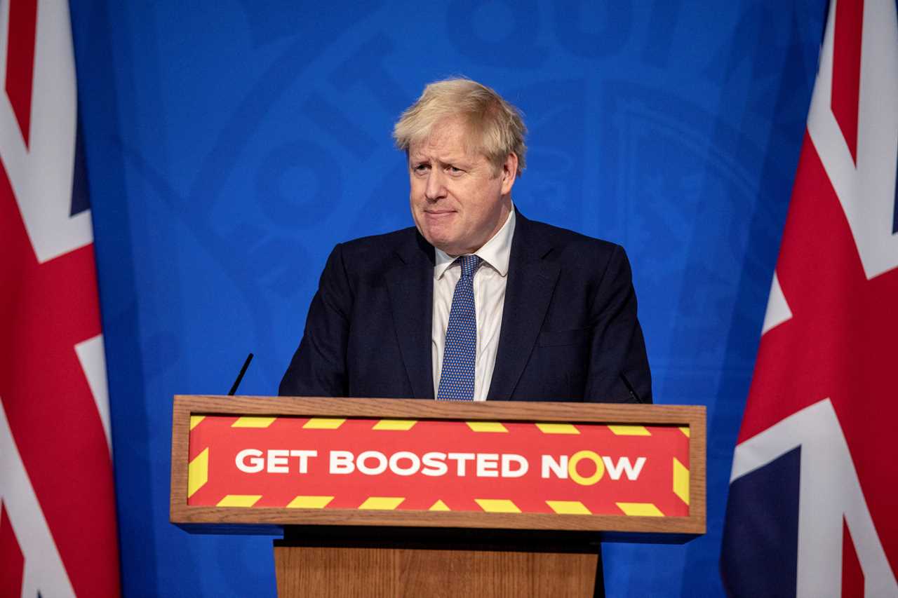 Boris Johnson calls it ‘absolutely crazy’ that majority of those in intensive care with Covid are unjabbed